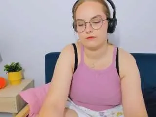 alicejuicy from CamSoda is Freechat