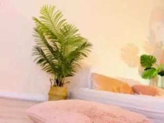 alina39 from CamSoda is Freechat