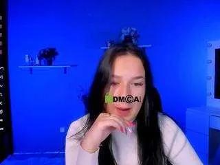 alma-black1 from CamSoda is Freechat