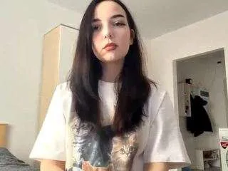 alvalawbaugh on CamSoda 