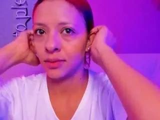 Amandaleiigh from CamSoda
