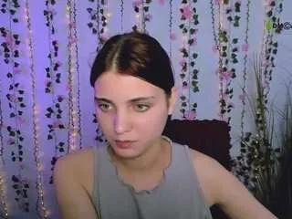 amara-shine from CamSoda is Freechat