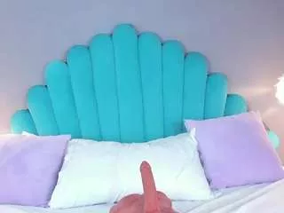 Anahinclar from CamSoda