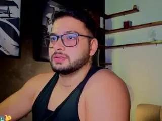 andrew-brownn from CamSoda is Freechat