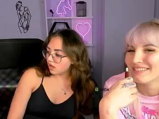 angel-void from CamSoda is Freechat