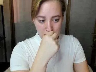 Annagrees from CamSoda