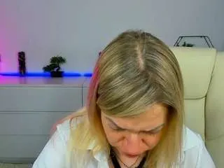 annasnow99 from CamSoda is Freechat