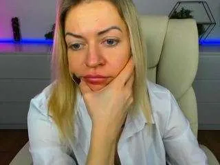 annasnow99 from CamSoda is Freechat