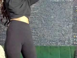 Annesins from CamSoda