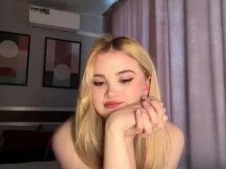 antoinetteelhassan from CamSoda is Freechat