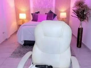 antonella-grayy from CamSoda is Freechat