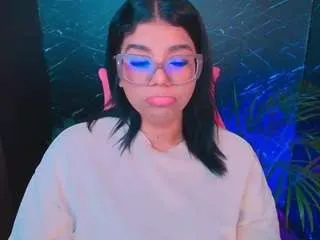 Ashleey18 from CamSoda