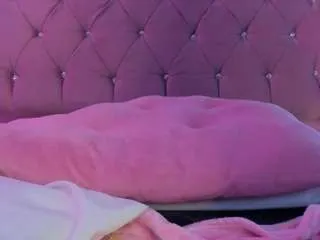 aurora-bellmoont from CamSoda is Freechat