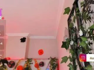 aurora-brown from CamSoda is Freechat