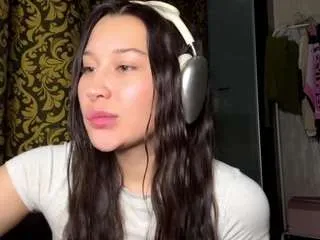 aurorathomas from CamSoda is Freechat