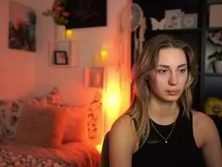 Ayahitakayamaa from CamSoda