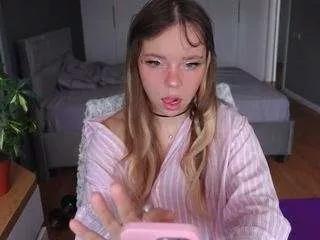 Ayralust from CamSoda
