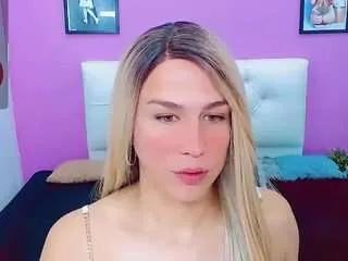 azley-sweet from CamSoda is Freechat