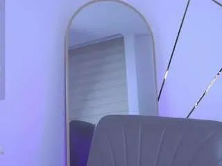 B3llaspring from CamSoda