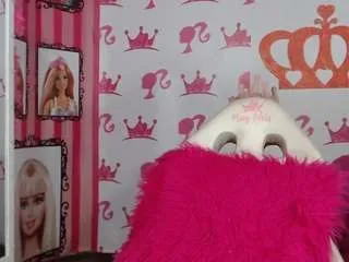 babyschoolgiirl from CamSoda is Freechat