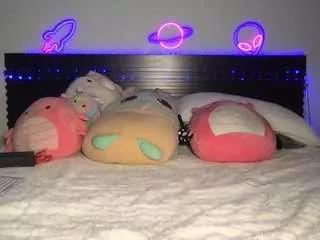 barbiegirlyy from CamSoda