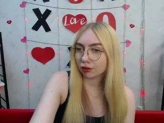 Beatricefly from CamSoda