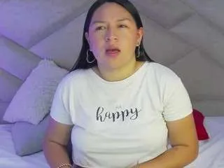 bellaarouxx from CamSoda is Freechat