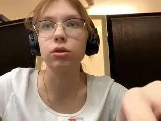 Bellcromuel from CamSoda