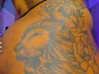 blackhardfuckers from CamSoda is Freechat
