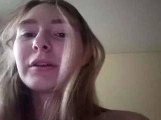 blondellroundtree from CamSoda is Freechat