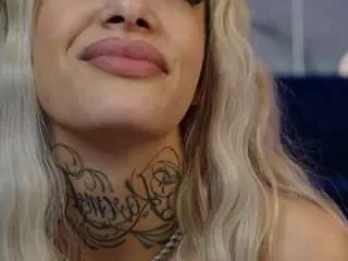 blondie-muller from CamSoda is Freechat