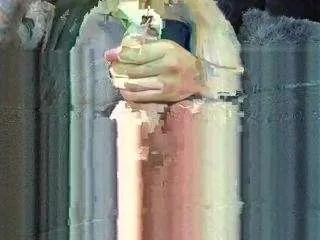 bombomgill from CamSoda
