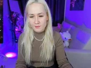 Bunnyoflovess from CamSoda