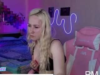Bunnyoflovess from CamSoda