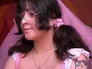 Camiiowo from CamSoda