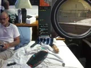 Canadaguy1978 from CamSoda