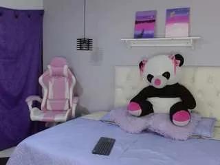 candy-1 from CamSoda is Freechat