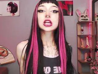 cati-petite from CamSoda is Freechat