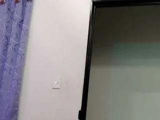 celesteskinny18 from CamSoda is Freechat