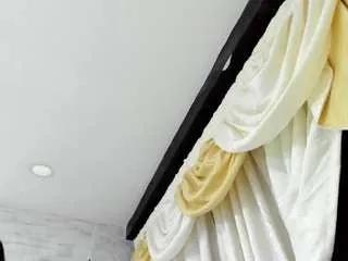 channelwhite from CamSoda is Freechat