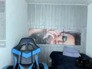 Charis-bellota from CamSoda