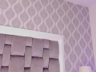 charlottee-08 from CamSoda is Freechat