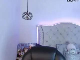 charlotteejones from CamSoda is Freechat