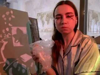 charlottelopez from CamSoda is Freechat