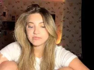 Chelseadearborn from CamSoda