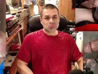 clampmaster from CamSoda is Freechat