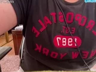 coolguy178 from CamSoda is Freechat