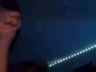 Cumzzz2012 from CamSoda