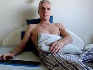danildok from CamSoda is Freechat