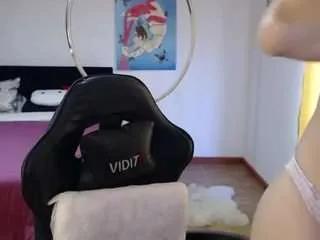 dearlilith from CamSoda is Freechat